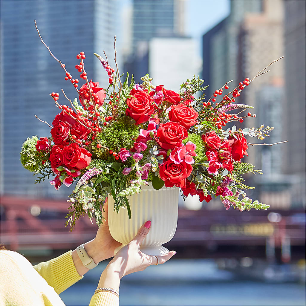 Big Red Bow Bouquet – BUZ N' BEE FLORIST GIFT & NURSERY, Clinton LA