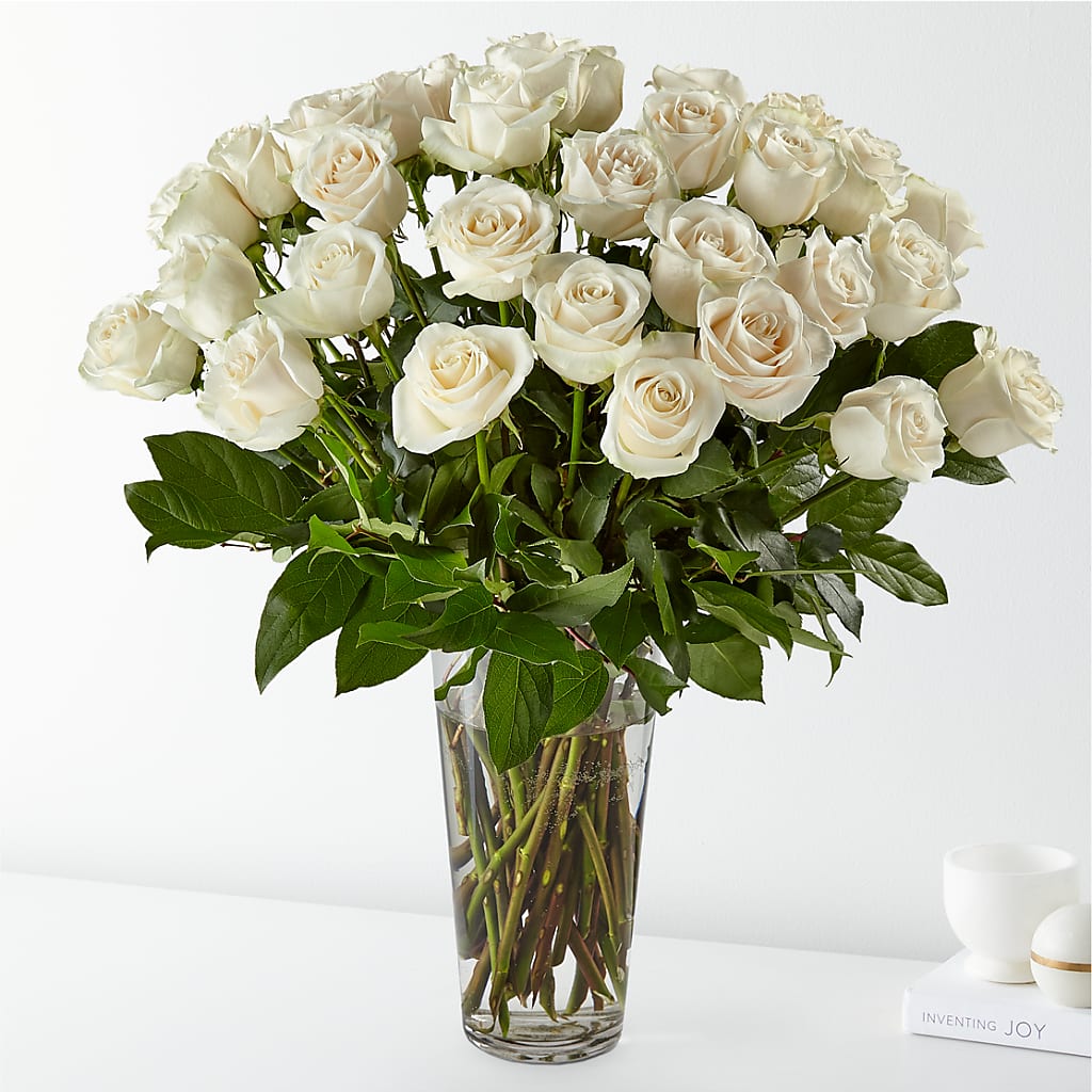 Long Stem White Rose Bouquet – BUZ N' BEE FLORIST GIFT & NURSERY, Clinton LA