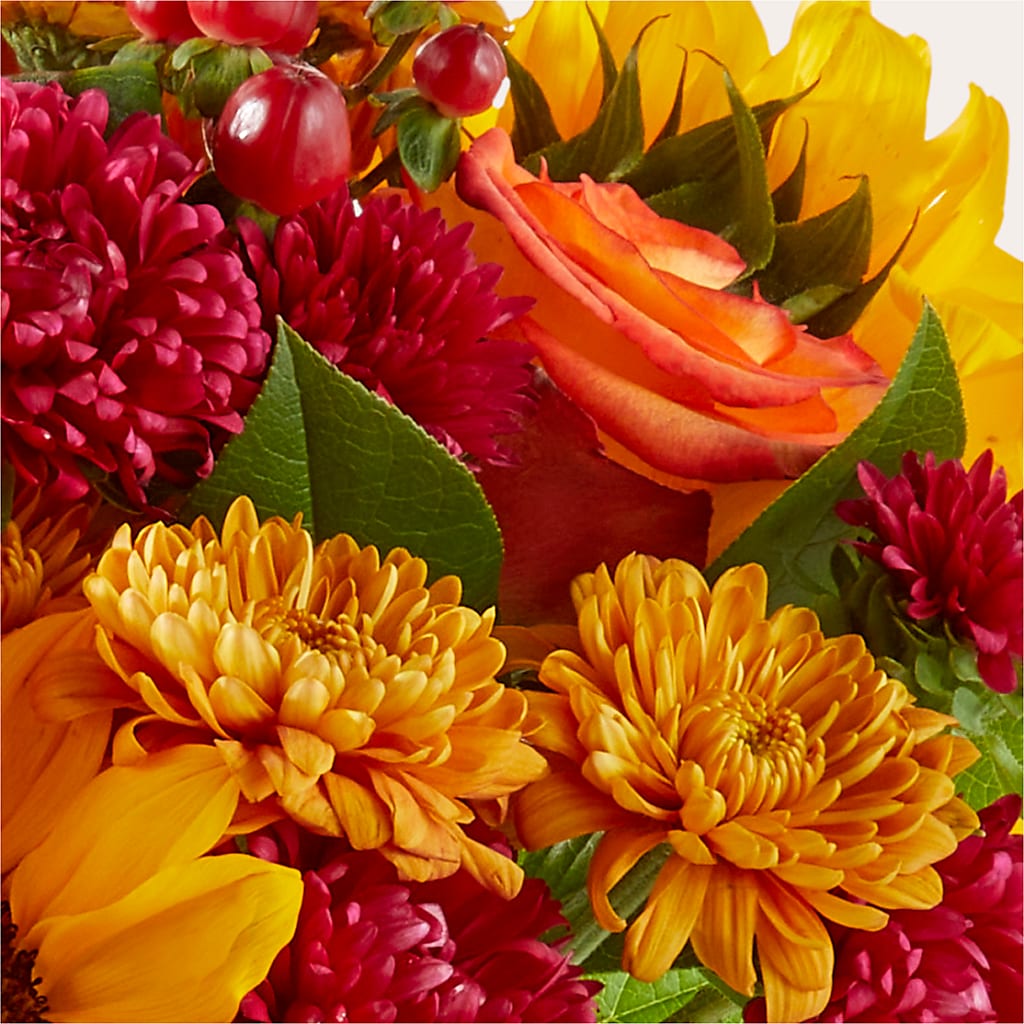 Sweater Season - A Florist Original – BUZ N' BEE FLORIST GIFT & NURSERY, Clinton LA