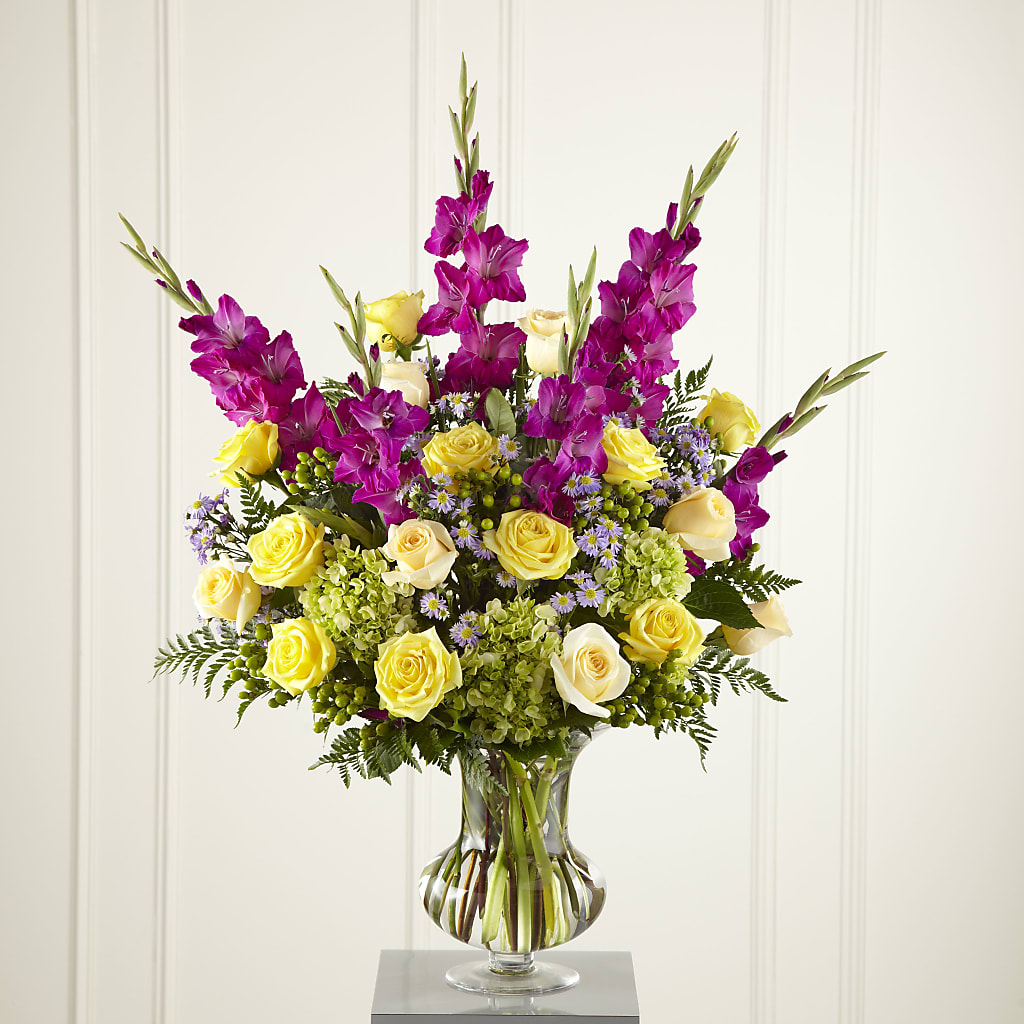 Loveliness Arrangement – BUZ N' BEE FLORIST GIFT & NURSERY, Clinton LA