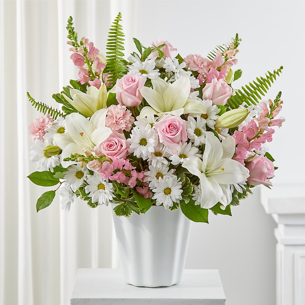 Soft Touch Tabletop Basket – BUZ N' BEE FLORIST GIFT & NURSERY, Clinton LA