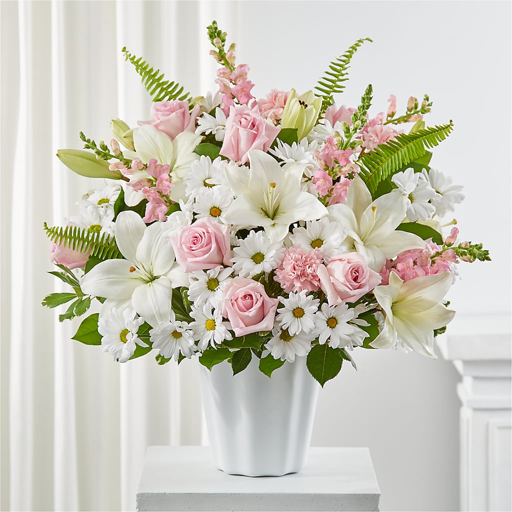 Soft Touch Tabletop Basket – BUZ N' BEE FLORIST GIFT & NURSERY, Clinton LA