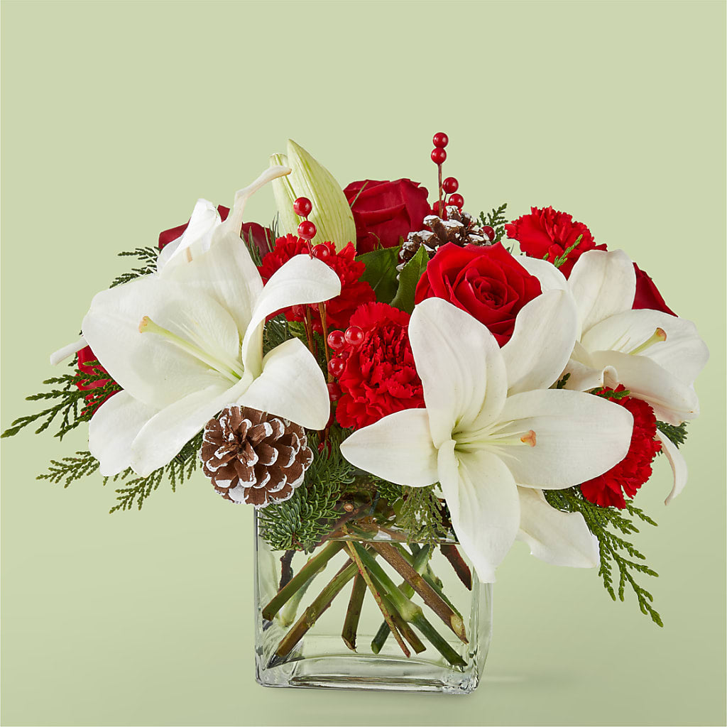 Glistening Icicles Bouquet – BUZ N' BEE FLORIST GIFT & NURSERY, Clinton LA