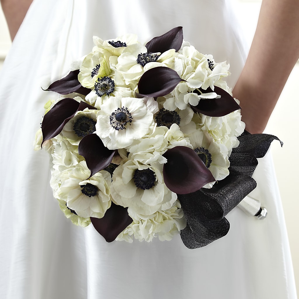 To Have and To Hold Bouquet – BUZ N' BEE FLORIST GIFT & NURSERY, Clinton LA