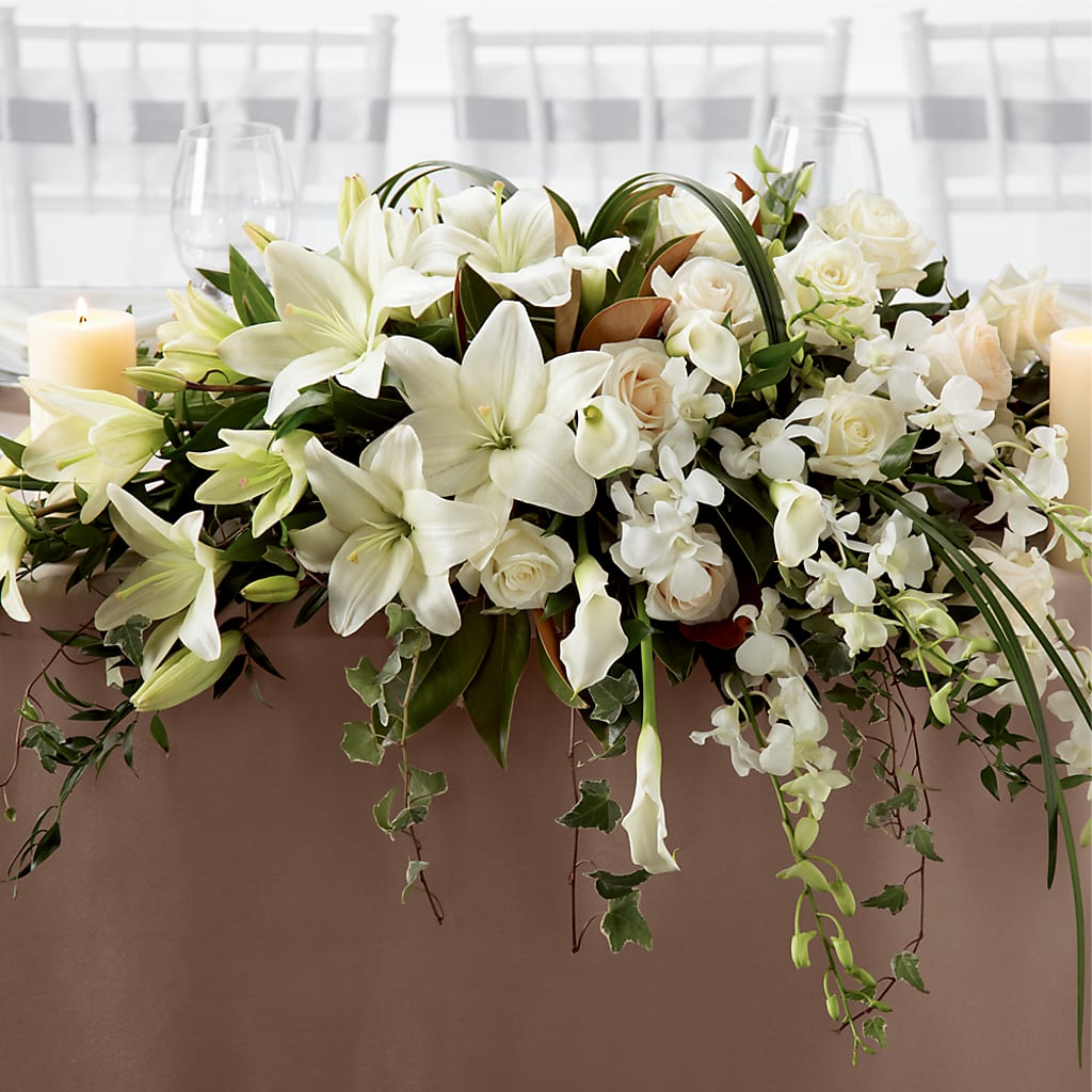 White Linen Arrangement – BUZ N' BEE FLORIST GIFT & NURSERY, Clinton LA