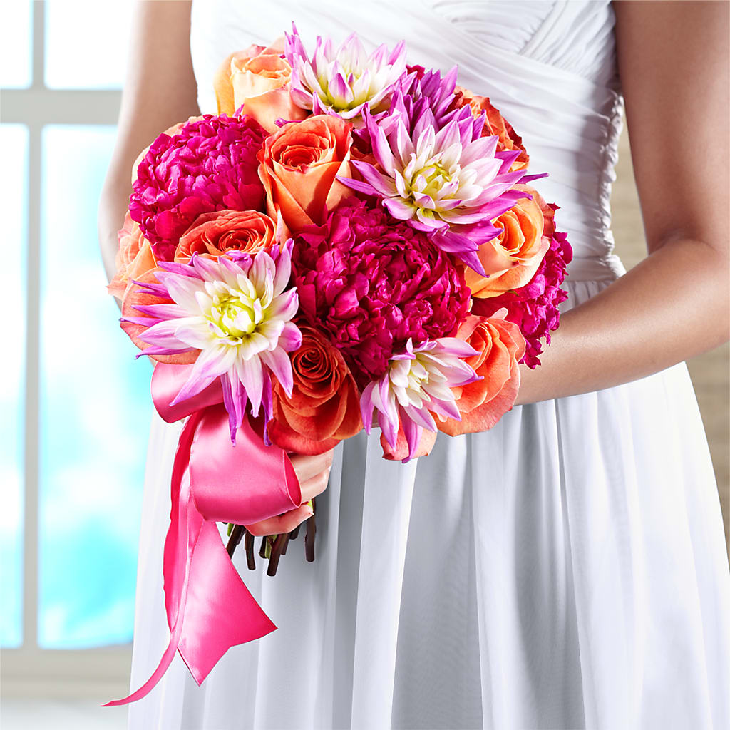 New Love Bouquet – BUZ N' BEE FLORIST GIFT & NURSERY, Clinton LA
