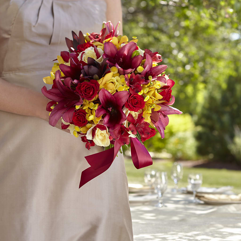Sunningdale Bouquet – BUZ N' BEE FLORIST GIFT & NURSERY, Clinton LA