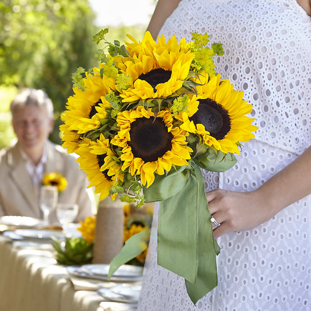 Free Spirit Bouquet – BUZ N' BEE FLORIST GIFT & NURSERY, Clinton LA