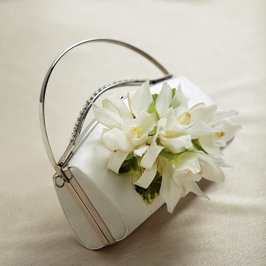 White Purse Decor – BUZ N' BEE FLORIST GIFT & NURSERY, Clinton LA