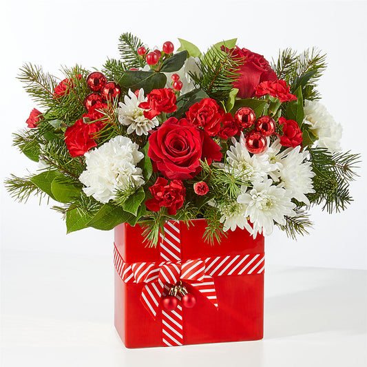 Presents Under the Tree Bouquet – BUZ N' BEE FLORIST GIFT & NURSERY, Clinton LA