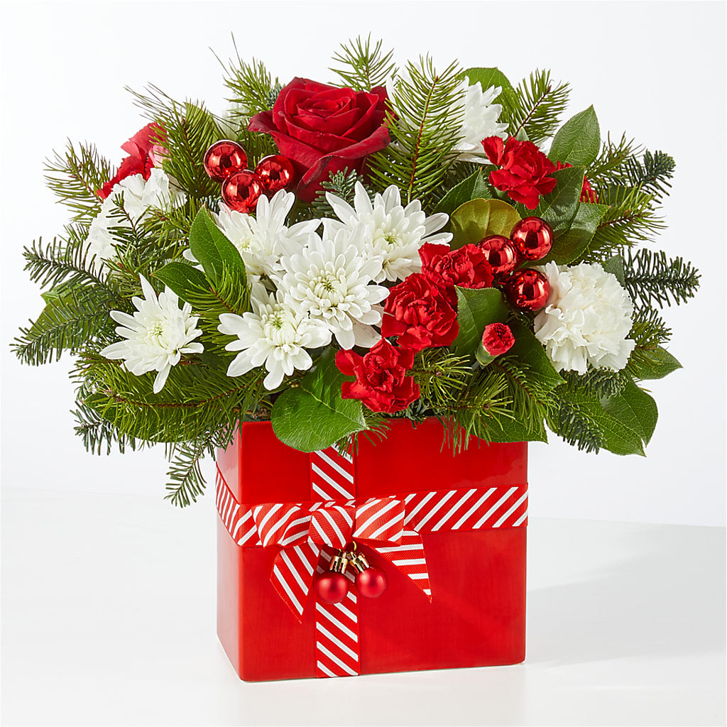 Presents Under the Tree Bouquet – BUZ N' BEE FLORIST GIFT & NURSERY, Clinton LA