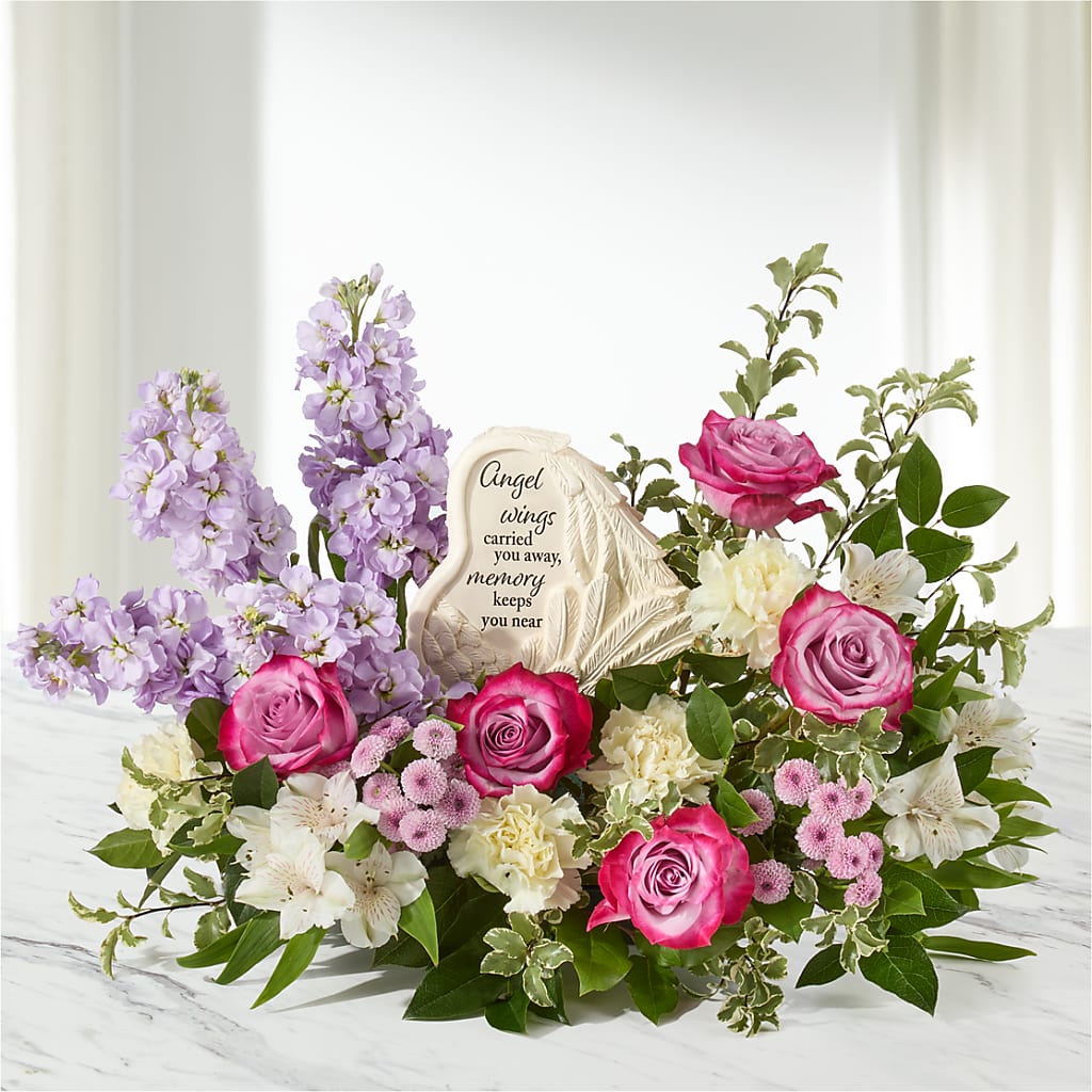 In My Heart Arrangement – BUZ N' BEE FLORIST GIFT & NURSERY, Clinton LA