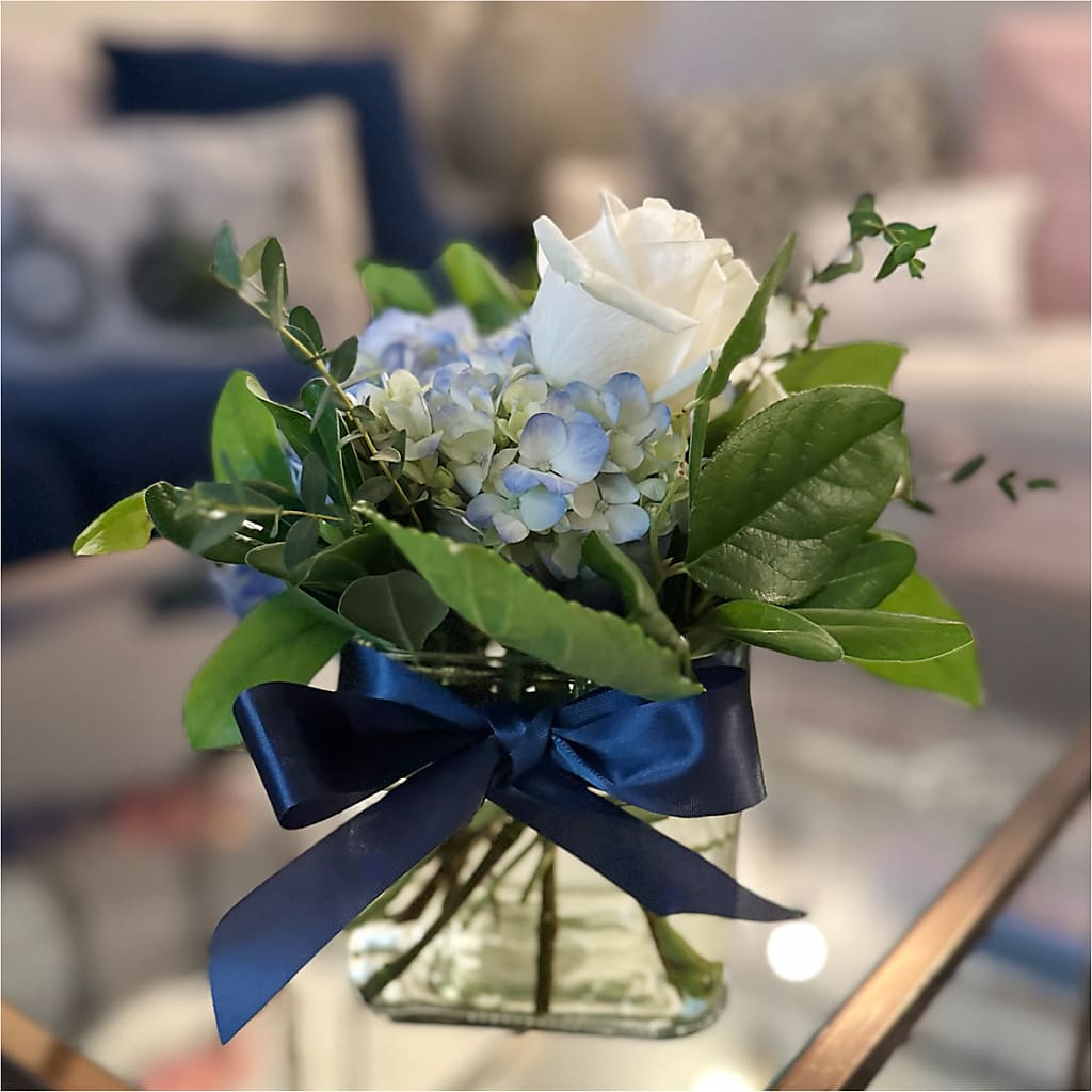 Sky Blue Delight Bouquet – BUZ N' BEE FLORIST GIFT & NURSERY, Clinton LA