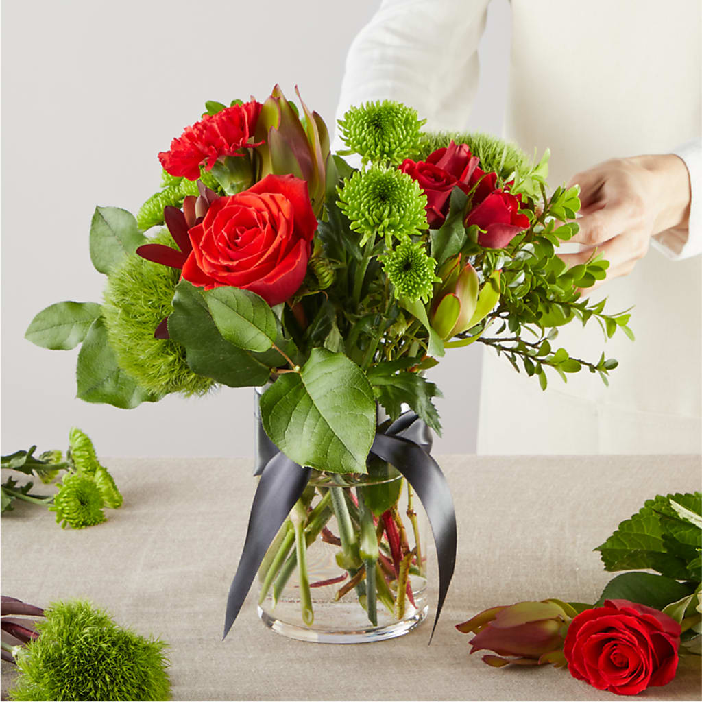 Heritage Kindle – A Florist Original – BUZ N' BEE FLORIST GIFT & NURSERY, Clinton LA