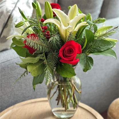 Sparkling Snowflakes Bouquet – BUZ N' BEE FLORIST GIFT & NURSERY, Clinton LA
