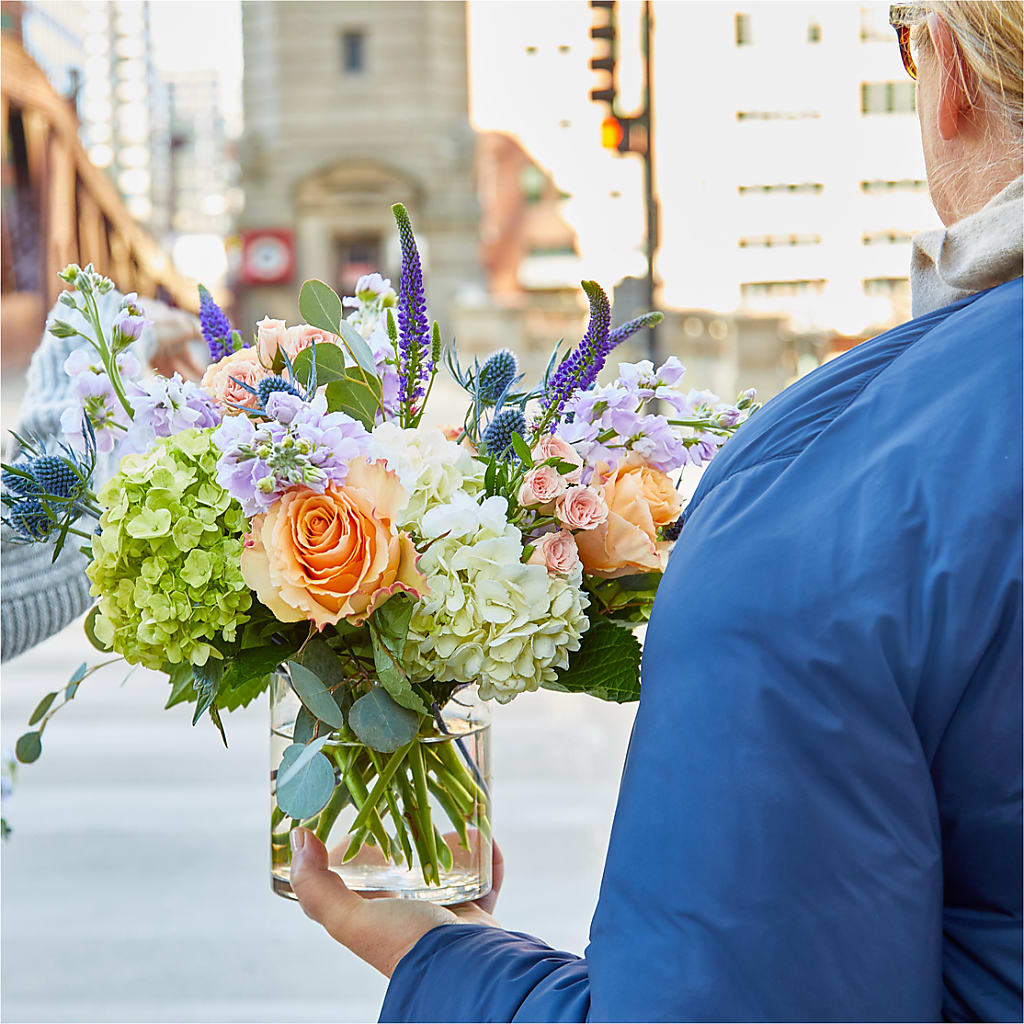 Porch Swing Bouquet – BUZ N' BEE FLORIST GIFT & NURSERY, Clinton LA