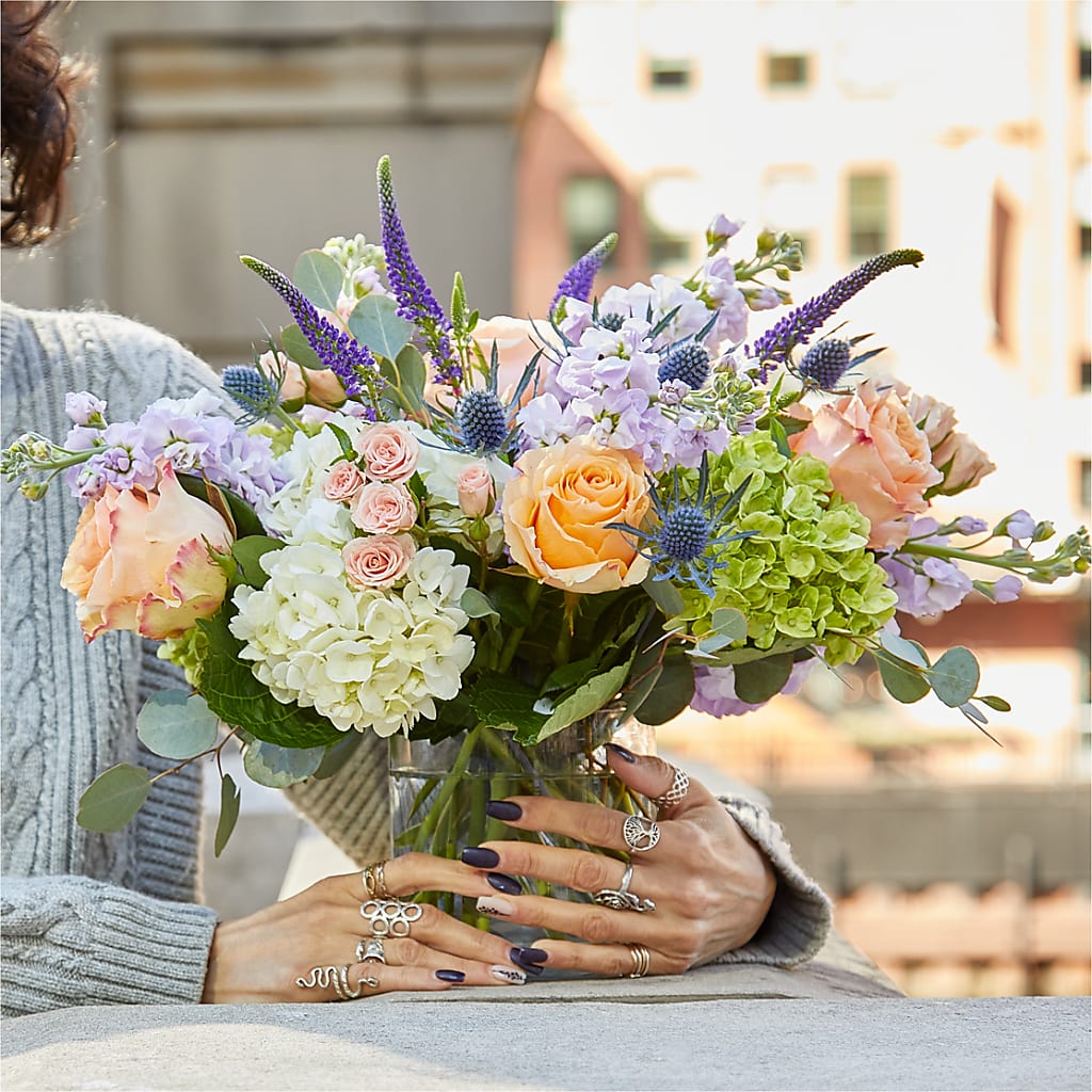 Porch Swing Bouquet – BUZ N' BEE FLORIST GIFT & NURSERY, Clinton LA