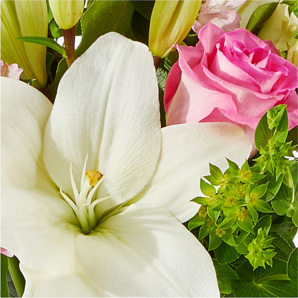 Fondly Bouquet – BUZ N' BEE FLORIST GIFT & NURSERY, Clinton LA