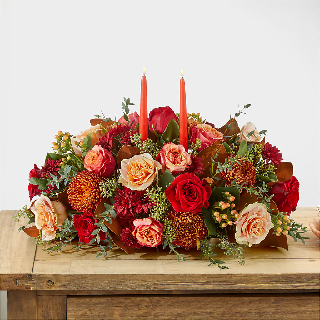 Gather Near Centerpiece – BUZ N' BEE FLORIST GIFT & NURSERY, Clinton LA