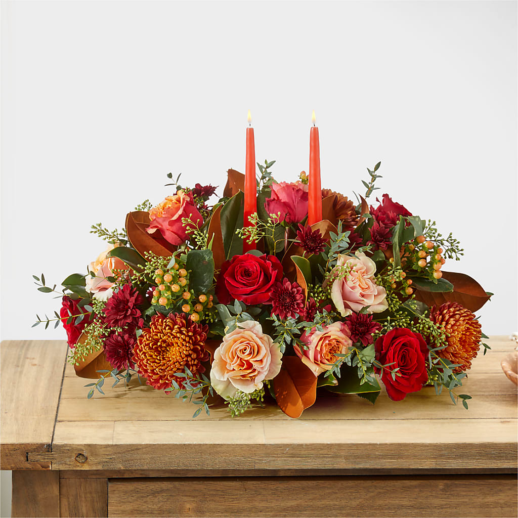 Gather Near Centerpiece – BUZ N' BEE FLORIST GIFT & NURSERY, Clinton LA