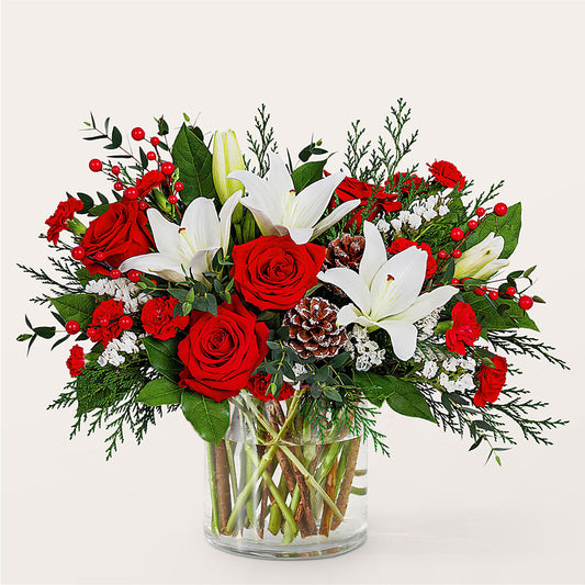 Best in Snow Bouquet – BUZ N' BEE FLORIST GIFT & NURSERY, Clinton LA